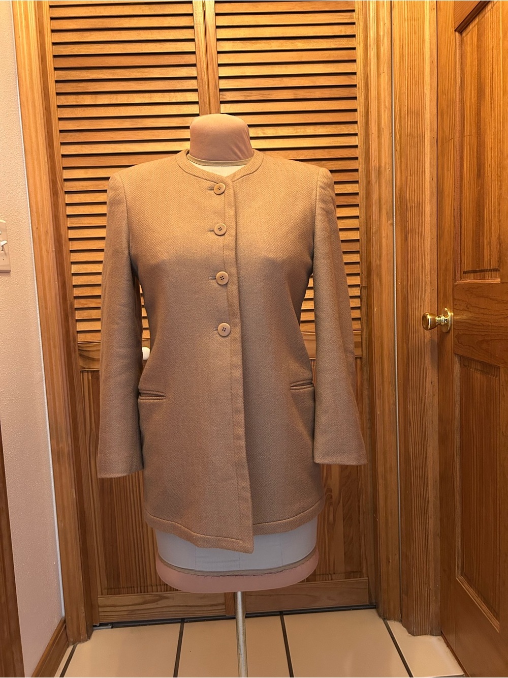 Vintage 1990s Giorgio Armani Round-Neck Button Blazer, 100% Camel Wool, Size M - Picture 1 of 11